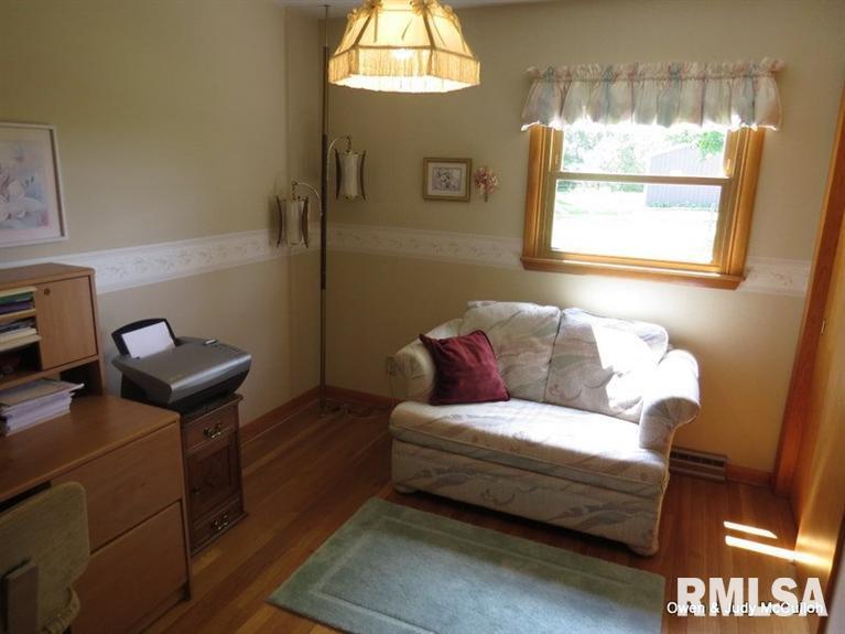 13573 Garden Plain Road Morrison, IL 61270 - Photo 12 of 16 Gallery Image 12