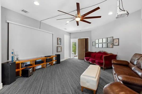 $10,000 | 4800 Hidden Creek Lane, Spicewood, TX 78669