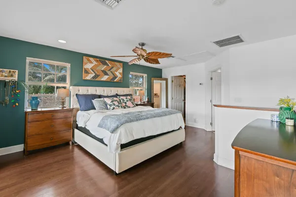 $9,500 | 8110 West Lake Drive, West Palm Beach, FL 33406