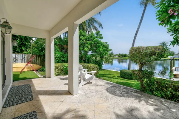 $9,500 | 8110 West Lake Drive, West Palm Beach, FL 33406