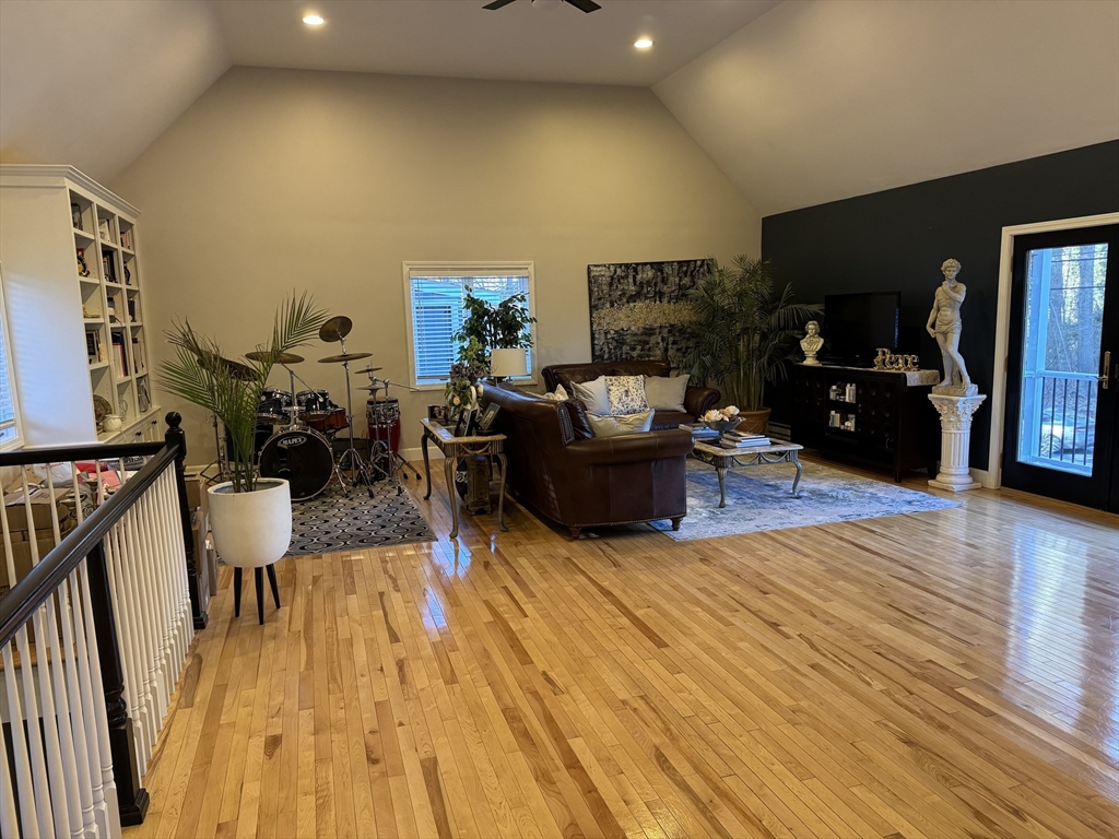 79 Burlington Road Bedford, MA 01730 - Photo 15 of 33