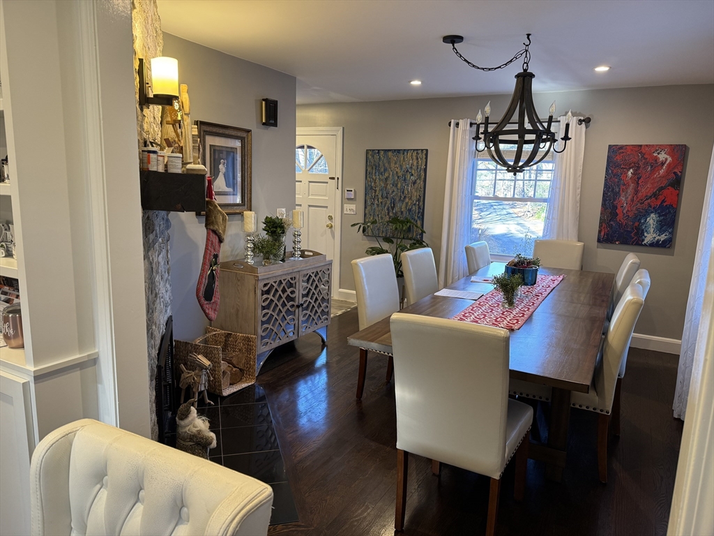 79 Burlington Road Bedford, MA 01730 - Photo 5 of 33