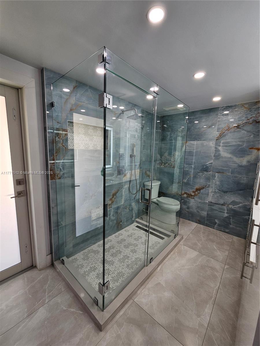 11445 Quail Roost Drive Miami, FL 33157 - Photo 16 of 33