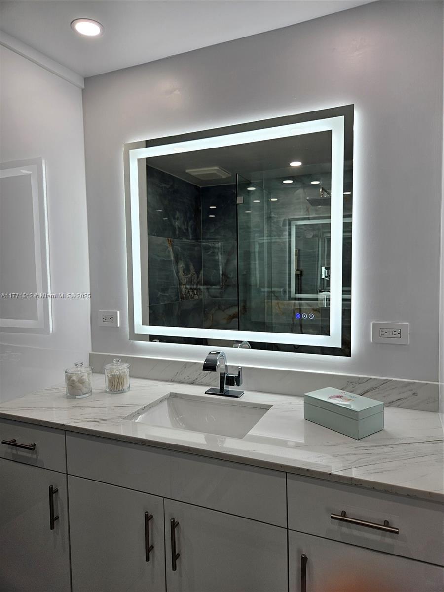 11445 Quail Roost Drive Miami, FL 33157 - Photo 18 of 33