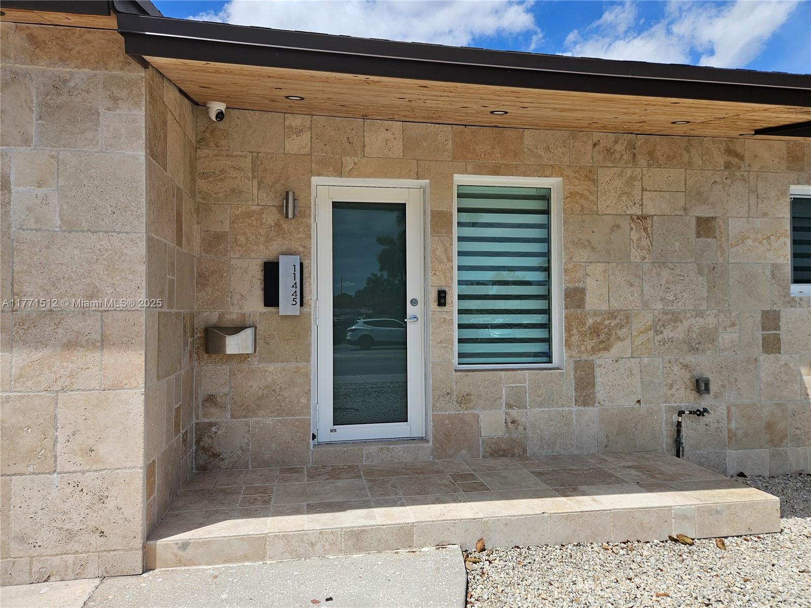 11445 Quail Roost Drive Miami, FL 33157 - Photo 2 of 33