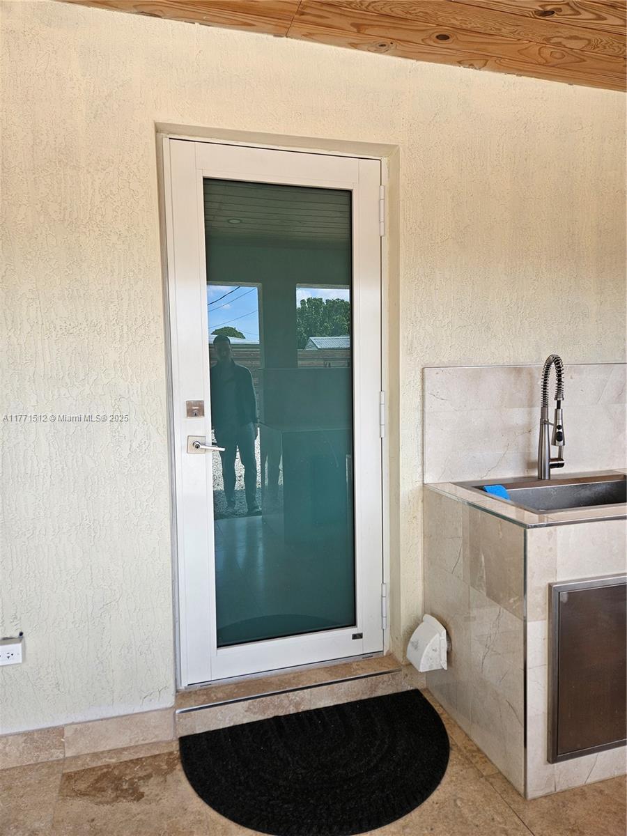 11445 Quail Roost Drive Miami, FL 33157 - Photo 23 of 33