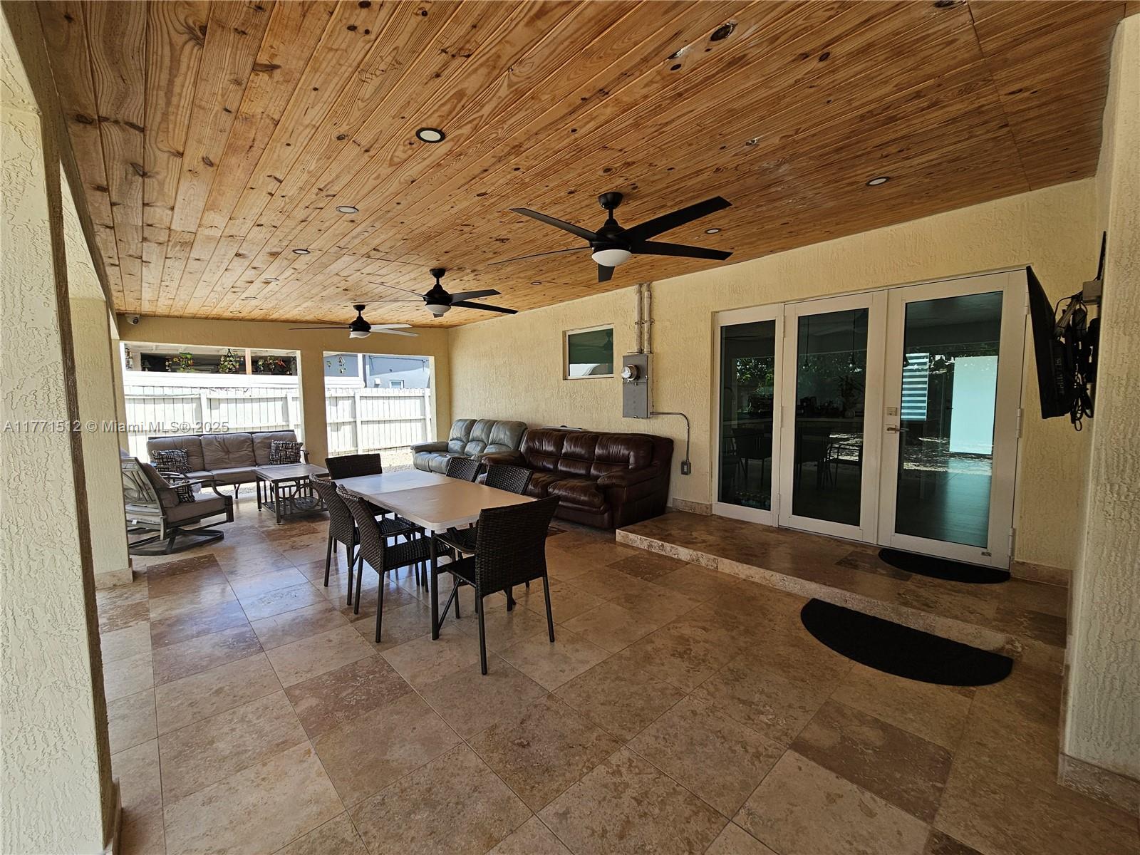 11445 Quail Roost Drive Miami, FL 33157 - Photo 25 of 33