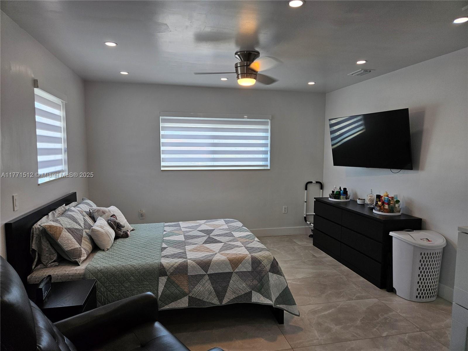 11445 Quail Roost Drive Miami, FL 33157 - Photo 7 of 33