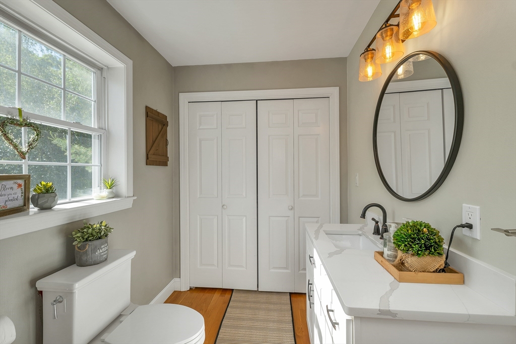 12 Longmeadow Road Windham, NH 03087 - Photo 13 of 42