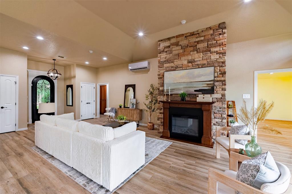 2325 River Road Granbury, TX 76048 - Photo 12 of 40 Fireplace in living area