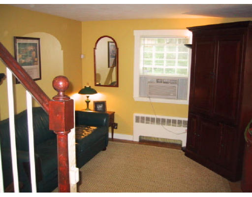 86 College Farm Road Waltham, MA 02451 - Photo 2 of 4 Gallery Image 2