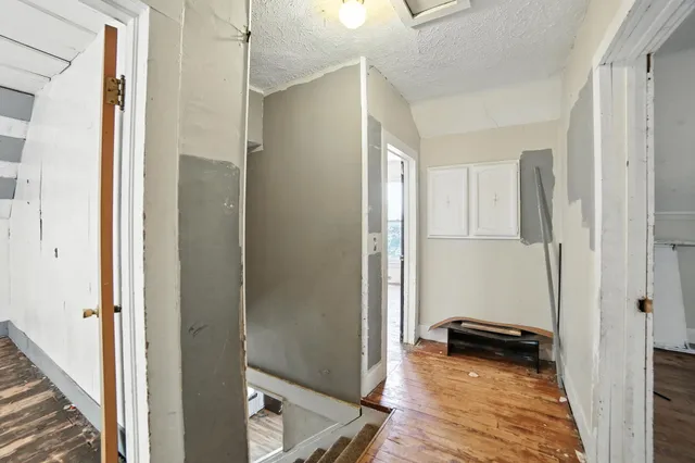 $128,000 | 404 South Bridge Street, Belding, MI 48809