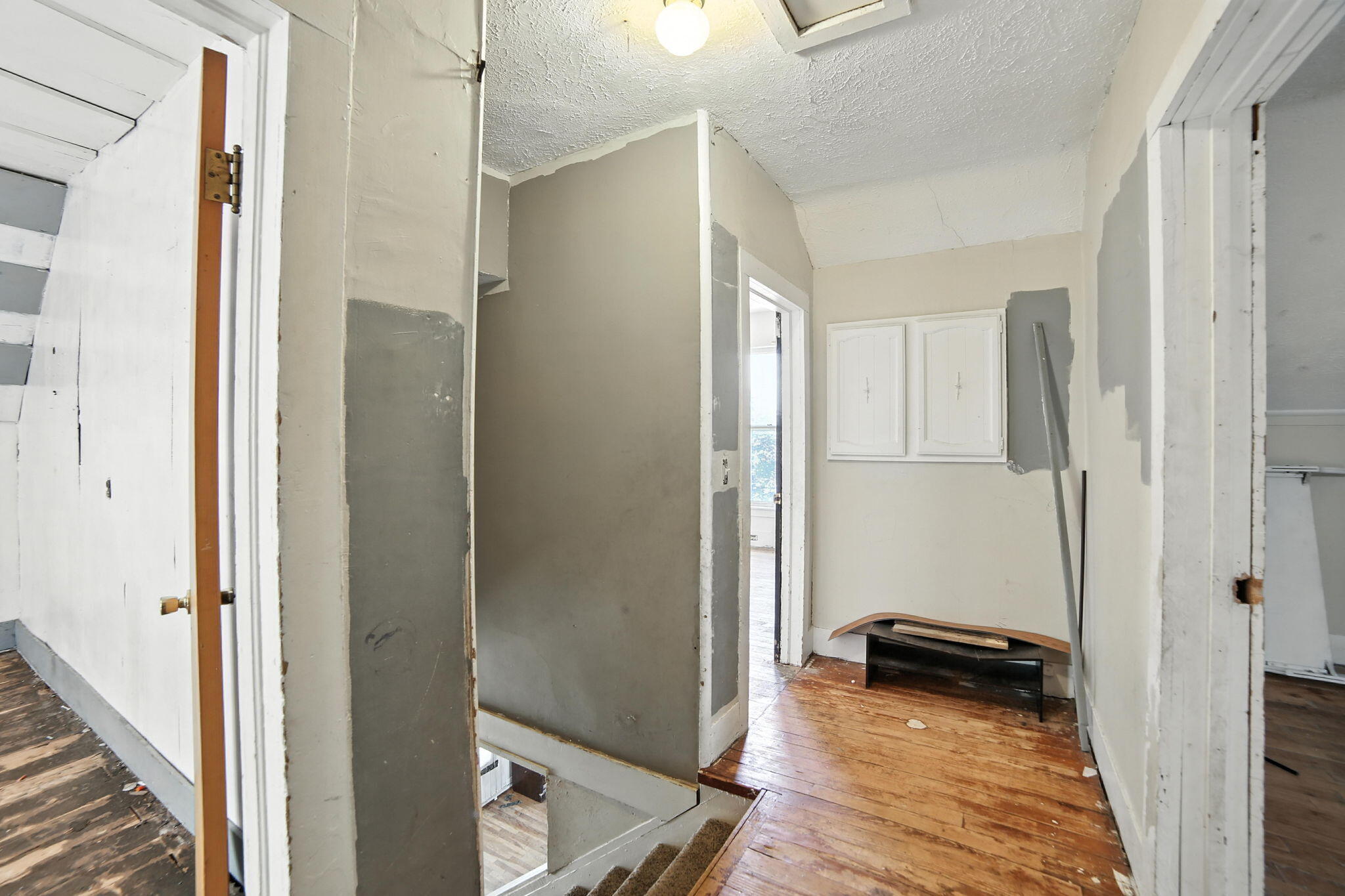 404 South Bridge Street Belding, MI 48809 - Photo 14 of 30 13-web-or-mls-IMG_9562 Evan Connor Stove