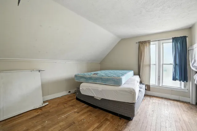 $128,000 | 404 South Bridge Street, Belding, MI 48809