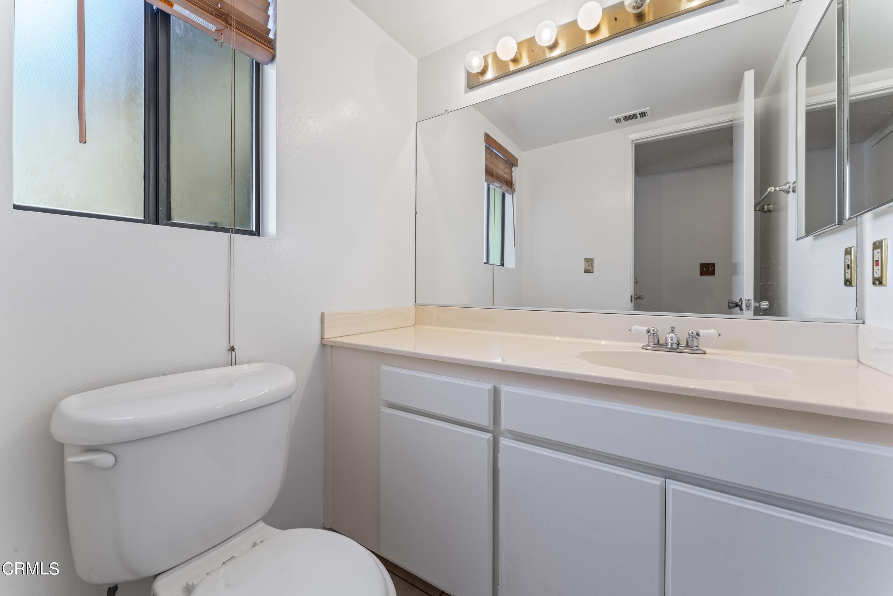 2534 Danube Way Oxnard, CA 93036 - Photo 12 of 33 photos_high_resolution_DSC00107