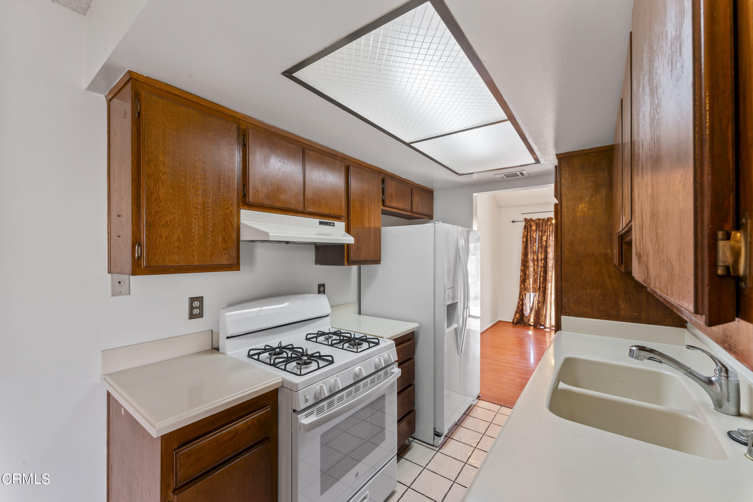 2534 Danube Way Oxnard, CA 93036 - Photo 8 of 33 photos_high_resolution_DSC00135