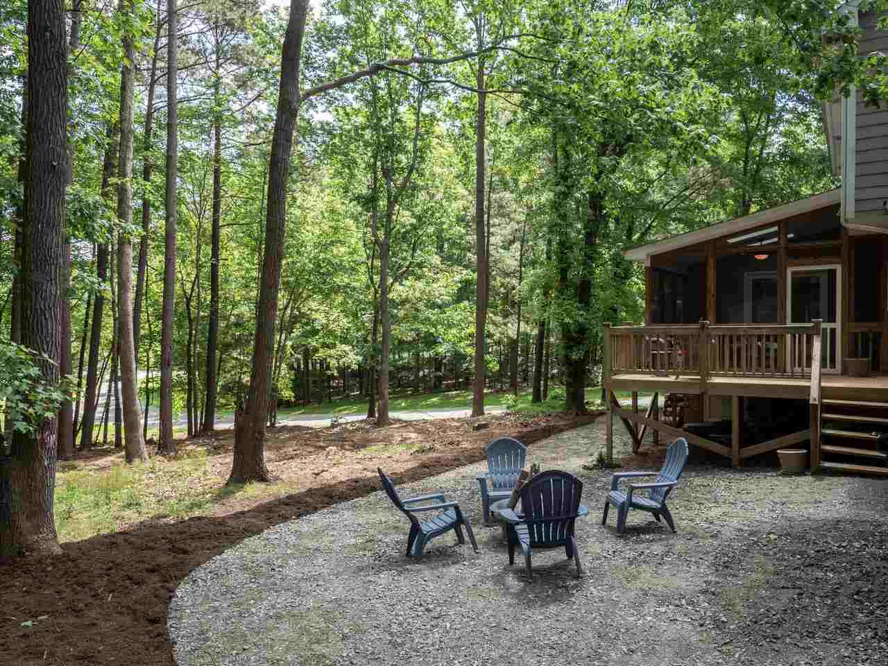 12100 Warwickshire Way Raleigh, NC 27613 - Photo 26 of 29 Side yard