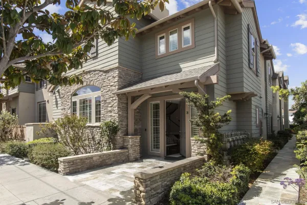 $2,245,000 | 1056 Pearl Street, Unit 24, La Jolla, CA 92037