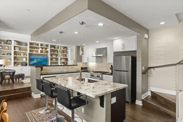 $2,245,000 | 1056 Pearl Street, Unit 24, La Jolla, CA 92037