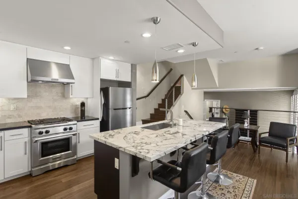 $2,245,000 | 1056 Pearl Street, Unit 24, La Jolla, CA 92037