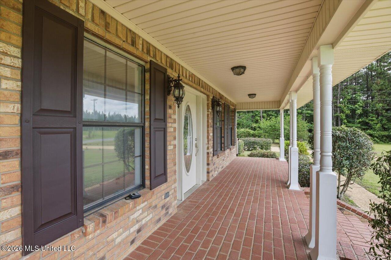 855 Bethel Road Brandon, MS 39042 - Photo 5 of 40 06-855 Bethel Rd _ Hometoursms.com