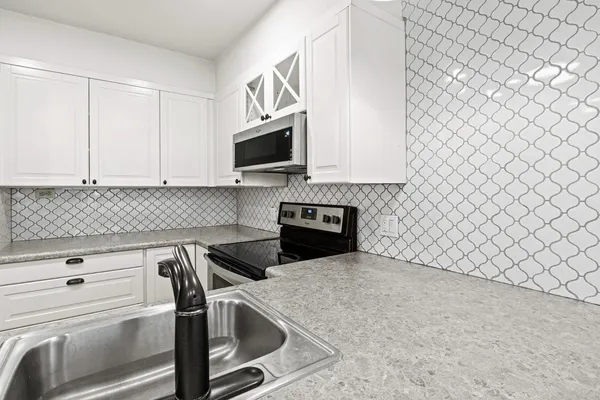 $1,825 | 1717 East Union Hills Drive, Unit 1035, Phoenix, AZ 85024