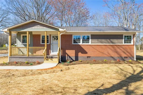 $219,900 | 129 Redwood Road, Eden, NC 27288