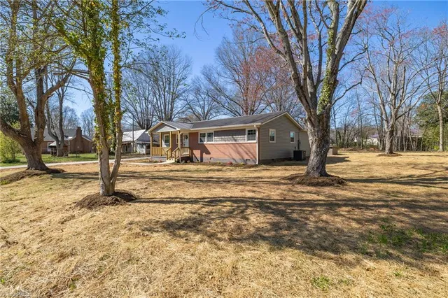 $219,900 | 129 Redwood Road, Eden, NC 27288