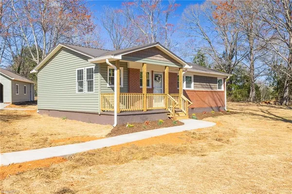 $219,900 | 129 Redwood Road, Eden, NC 27288