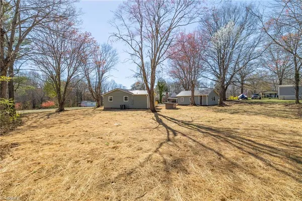 $219,900 | 129 Redwood Road, Eden, NC 27288