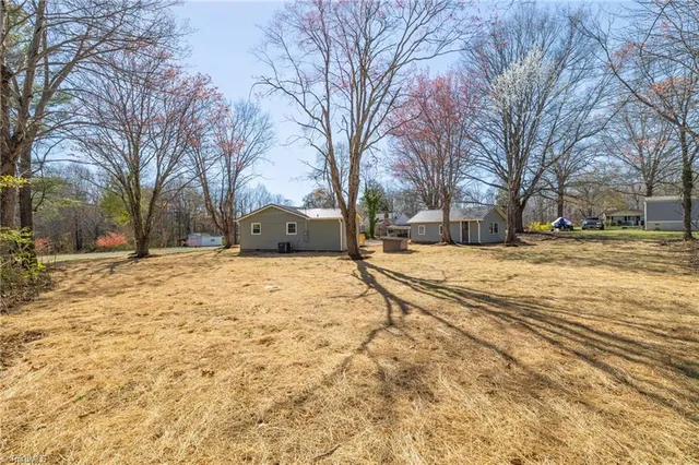 $219,900 | 129 Redwood Road, Eden, NC 27288