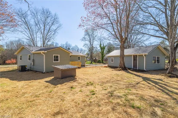 $219,900 | 129 Redwood Road, Eden, NC 27288
