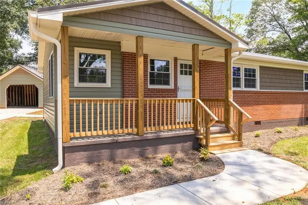 $219,900 | 129 Redwood Road, Eden, NC 27288