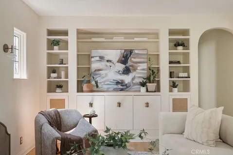 $1,799,000 | 4070 Garden Avenue, Los Angeles, CA 90039