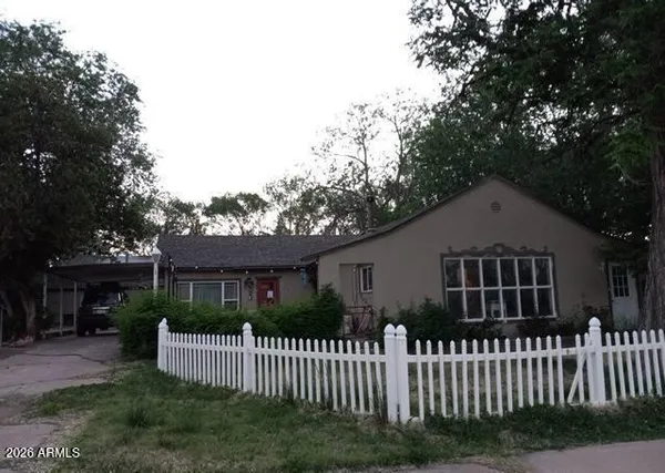 $171,990 | 160 South 1st Street East, St. Johns, AZ 85936