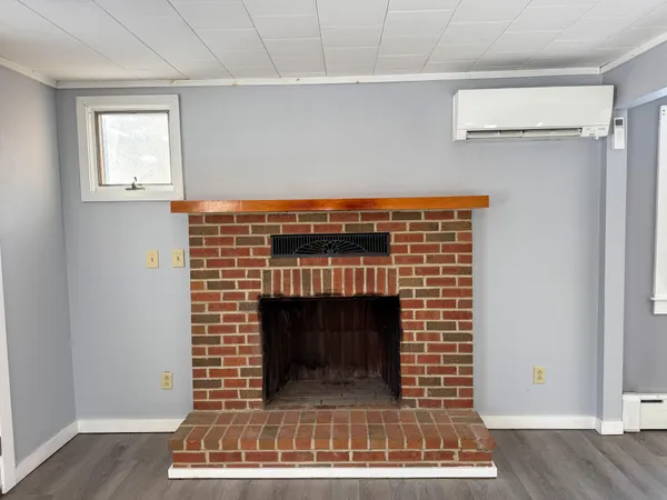 $229,000 | 31 Edwards Street, Lincoln, ME 04457