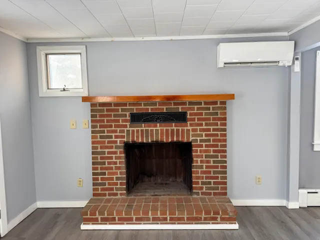 $229,000 | 31 Edwards Street, Lincoln, ME 04457