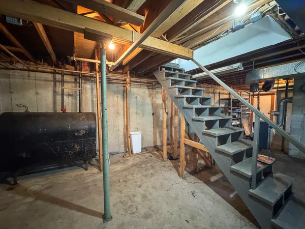 $229,000 | 31 Edwards Street, Lincoln, ME 04457