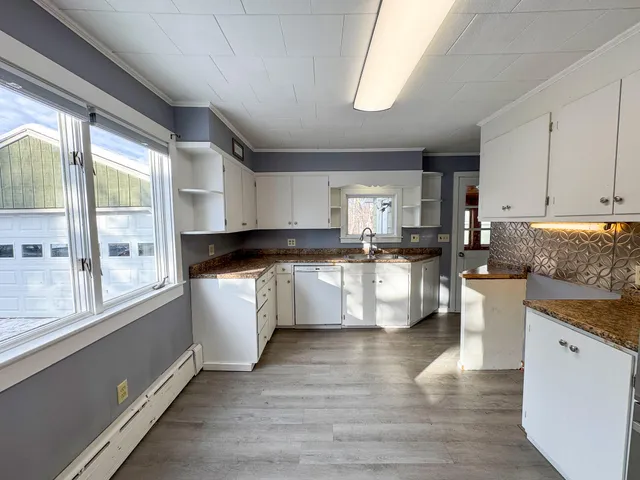 $229,000 | 31 Edwards Street, Lincoln, ME 04457