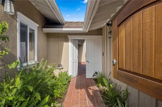 $12,500 | 2633 Buckeye Street, Newport Beach, CA 92660