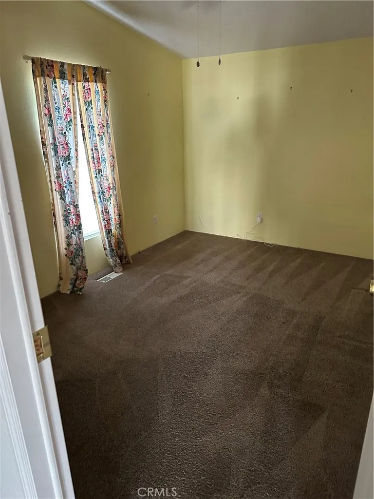 20843 Waalew Road, Unit C83 Apple Valley, CA 92307 - Photo 19 of 24