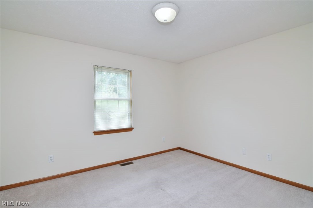 6967 Auburn Ridge Road Painesville, OH 44077 - Photo 31 of 47