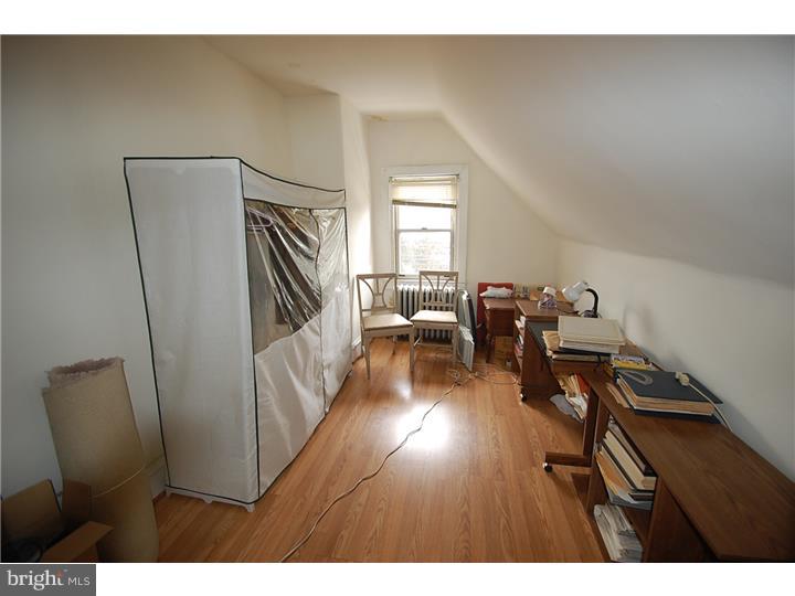 103-103 Hampden Road Upper Darby, PA 19082 - Photo 14 of 19 Bedroom 4