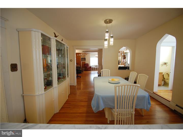 103-103 Hampden Road Upper Darby, PA 19082 - Photo 6 of 19 Dining Room