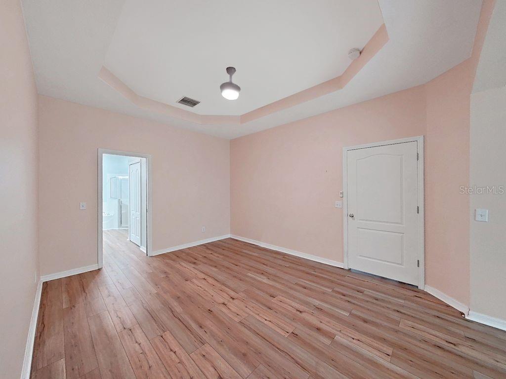 6077 Sandhill Ridge Drive Lithia, FL 33547 - Photo 19 of 58