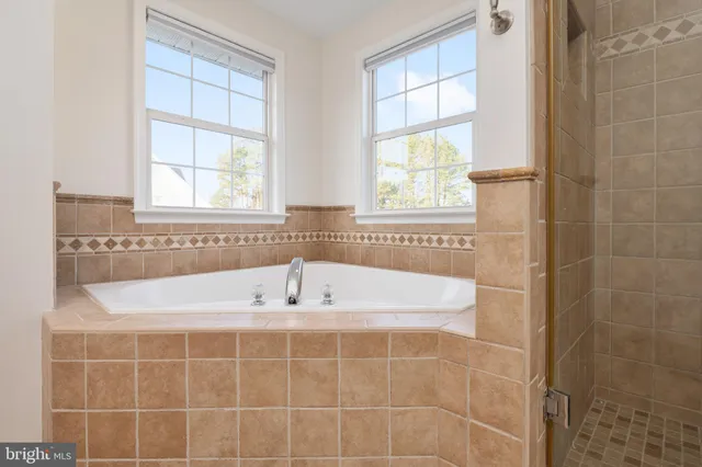 $725,000 | 621 Caspian Drive, Grasonville, MD 21638