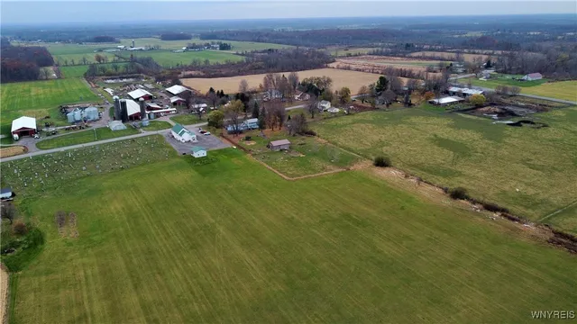 $365,000 | 8447 Bunkerhill Road, Royalton, NY 14067