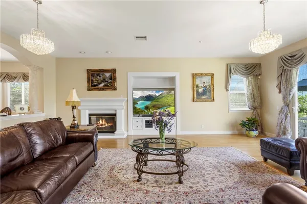 $2,599,000 | 2493 Woodcreek Road, Camarillo, CA 93012