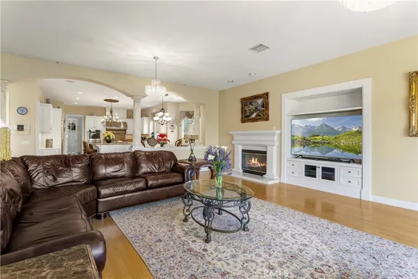 $2,599,000 | 2493 Woodcreek Road, Camarillo, CA 93012