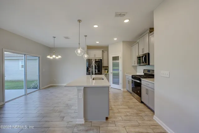 $2,295 | 13623 Holsinger Boulevard, Jacksonville, FL 32256